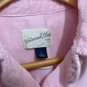 Universal Threads Pink Shirt